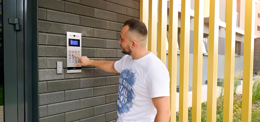 Locksmith Company For Smart Lock System Installation in Florence-Graham, California